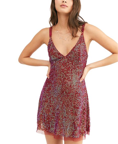 Shimmer and Shine: The Ultimate Guide to 5000+ Sequined Dresses