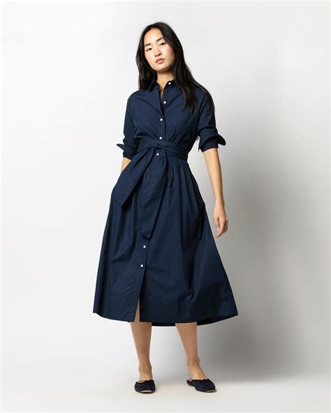 Shirtwaist Dresses: A Timeless Classic for Women of All Ages