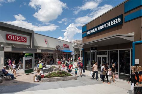 Shop Outlet Stores: