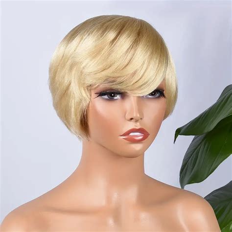 Short Blonde Wigs: A Versatile Solution for Modern Style