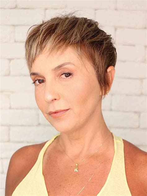 Short Blonde Wigs Designed Synthetic Wig Straight Pixie Wigs Very Short Wigs