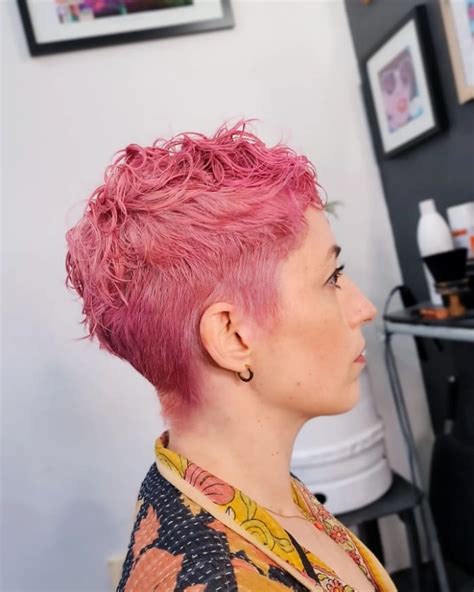 Short Pink Hair: 22 Chic Styles to Rock in 2023