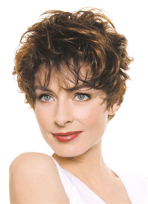 Short Pixie Cut Wigs VS Boycuts: 2025's Hottest Hair Trends