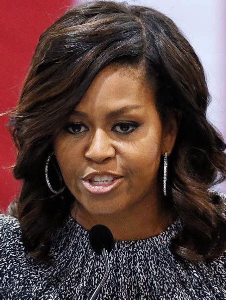 Shoulder Length Wavy Lace Front Ombre 14" Michelle Obama