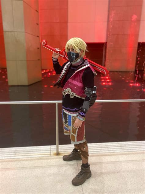 Shulk Cosplay: A Journey into the Heart of Xenoblade Chronicles