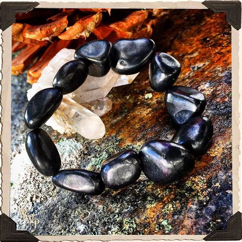 Shungite Bracelets: Ancient Healing Stones for Modern Wellness