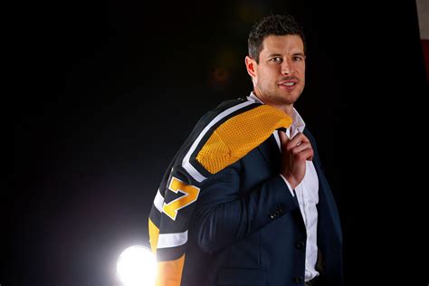 Sidney Crosby: A Hockey Legend Redefining the Sport