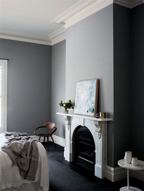 Silvery Gray: A Timeless Hue for Interiors and Fashion