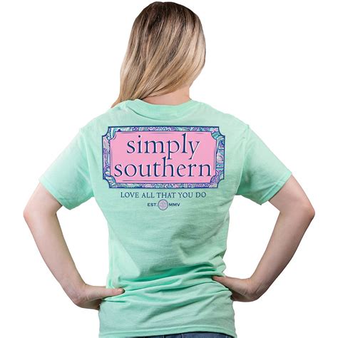 Simply Southern Women's Shirts: A Timeless Style for Every Occasion