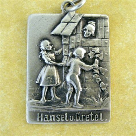 Sis Hansel and Gretel: A Grimm Tale Translated to the Silver Screen with Exquisite German Flair