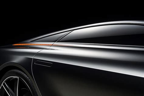 Sleek Aerodynamic Profile: