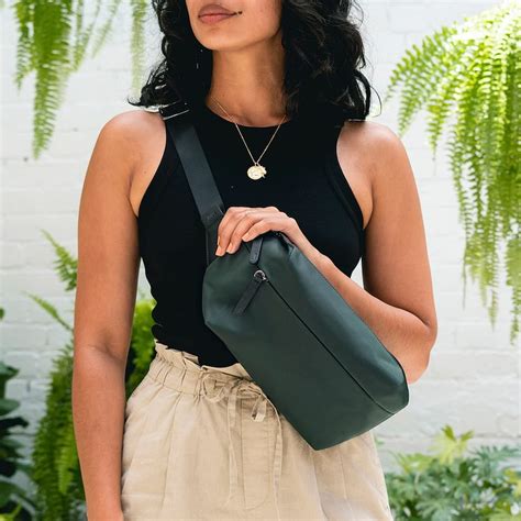 Sling Bags in Singapore: 50+ Stylish and Functional Picks for Every Occasion