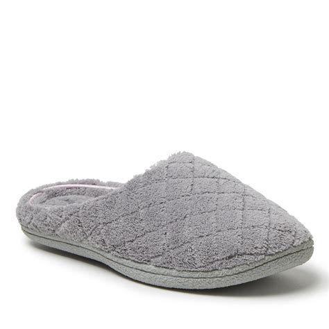 Slip into Comfort and Style: The Ultimate Guide to Dearfoams Slippers for Women