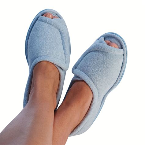 Slippers for Women with Arch Support: A Guide to Comfort and Wellness