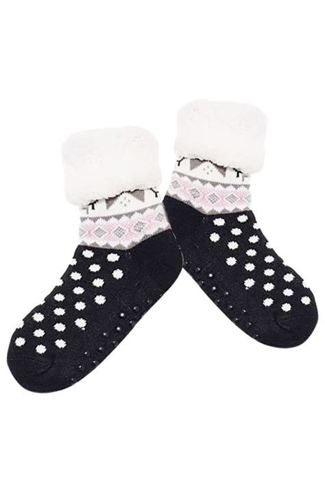 Slumber in Style: The Ultimate Guide to Snuggly Slipper Socks