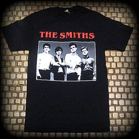 Smiths Band T-Shirts: A Trend That's Here to Stay