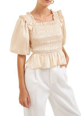 Smocked T-Shirt Blouse: A Timeless Classic with Endless Versatility