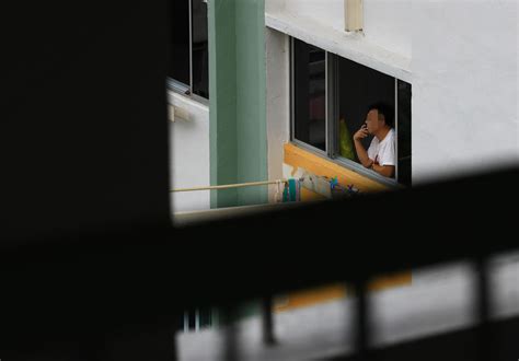 Smoking in HDB: Unleash the Downside