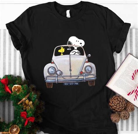 Snoopy T-Shirt Christmas: The Perfect Gift for Any Peanuts Fan