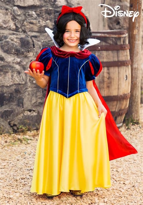 Snow White costume