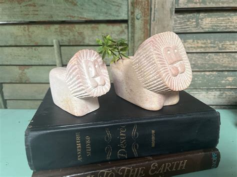 Soapstone Figurines: A Timeless Art Form with Modern Applications