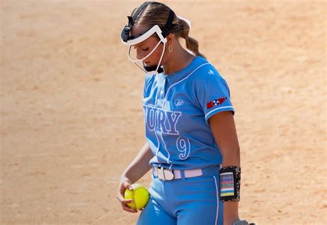 Softball Jerseys: The Ultimate Guide to Choosing the Perfect One