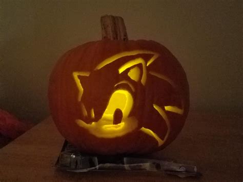 Sonic Pumpkin Carving Template