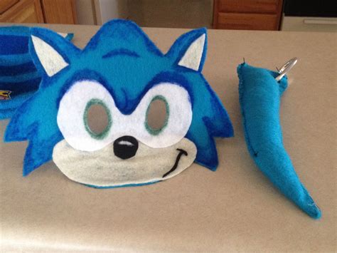 Sonic the Hedgehog: Crafting the Ultimate Costume