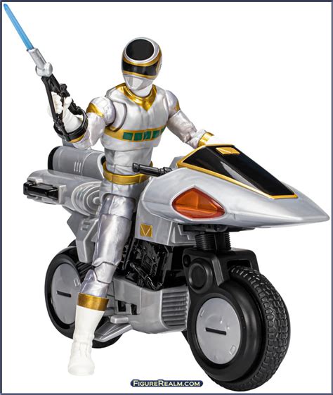 Space Silver Ranger: The Universe's Unconquerable Sentinel