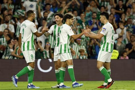 Sparta Praga x Betis: Uma Análise Tática e Estatística do Encontro da Liga Europa