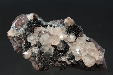 Specularite: The Extraordinary Mineral Lighting Up the World