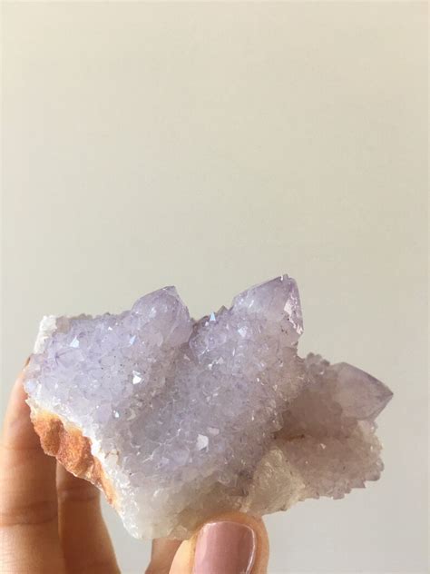 Spiritual Quartz: The Crystal of Enlightenment