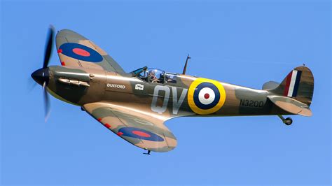 Spitfire Spitfire PDF