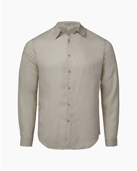 Standard Long Sleeve Linen Shirt: Onia's Epitome of Comfort and Style