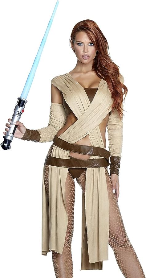 Star Wars: The Power of Female Characters in Costume