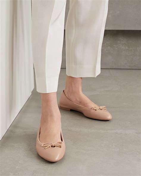 Step Into Comfort and Style: The Ultimate Guide to Flats for Women