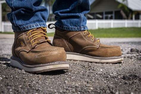 Step into Comfort and Durability: The Keen Cincinnati Boot