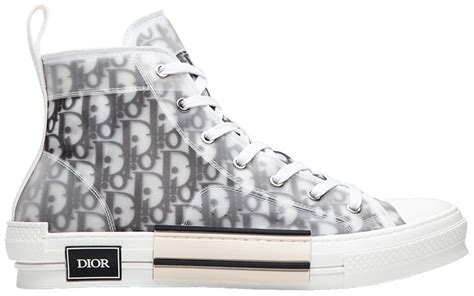 Step into Style with Dior Shoes Converse: A Fusion of Iconic Designs