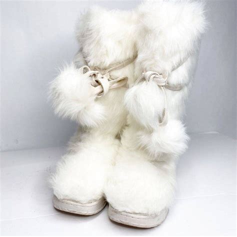 Step into Winter Wonderland: The Ultimate Guide to Fluffy White Fur Boots