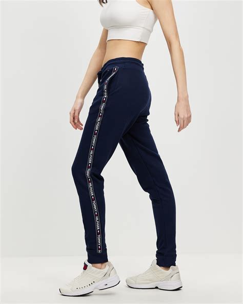 Step into the Retro Revolution: A Guide to Embracing the Nostalgia of Track Pants