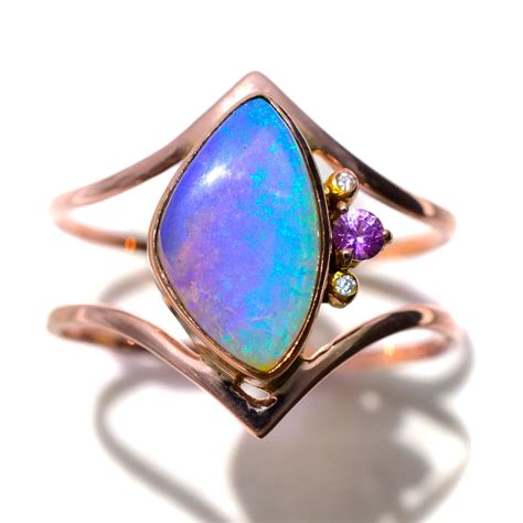 Sterling Silver Opal Rings: A Timeless Symbiosis of Beauty and Grace