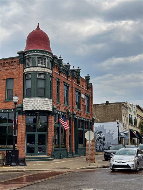 Stevens Point, WI to Milwaukee, WI: A Comprehensive Travel Guide