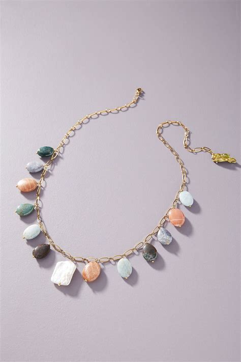 Stone Choker Necklaces: A Timeless Charm with Endless Possibilities