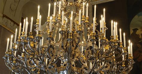 Story 1: The World's Largest Chandelier