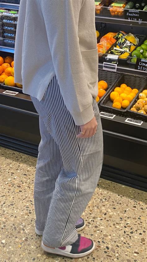 Striped Pants Market