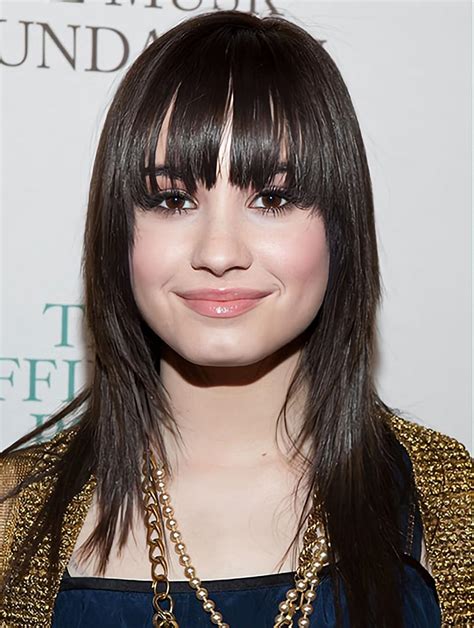 Stunning 16" Capless Long Brown with Bangs Demi Lovato Wigs: A 2025 Style Guide