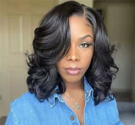 Stunning 2025: African American Medium Length Wigs Shoulder Length Without Bangs VS Lace Front Wigs