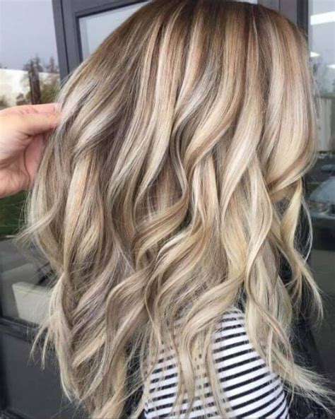 Stunning Blonde Highlights: