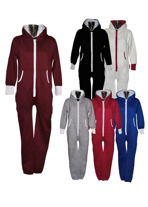 Styles and Features of Sweatshirt Onesies