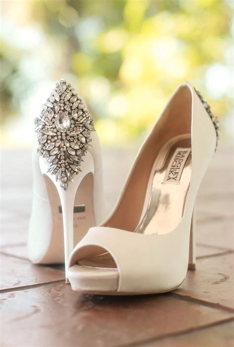 Styles of Badgley Mischka Wedding Shoes